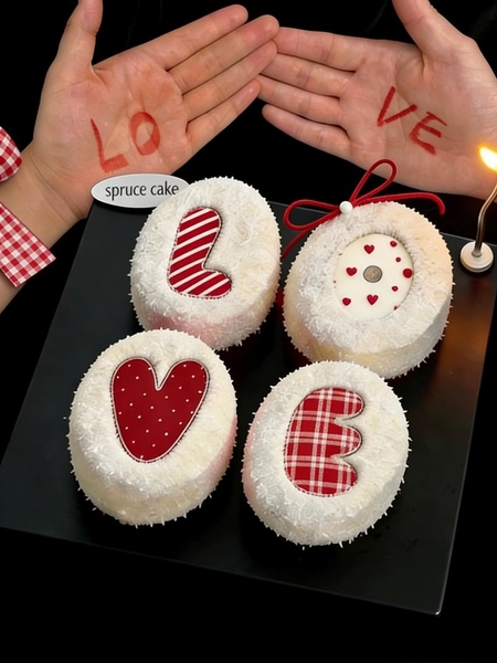 Set 60 chữ LOVE giấy (4 màu sắc).