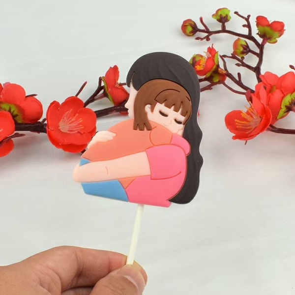 TUONG-Mẹ bế con nhựa dẻo xả kho (MUA 1 TẶNG 1).