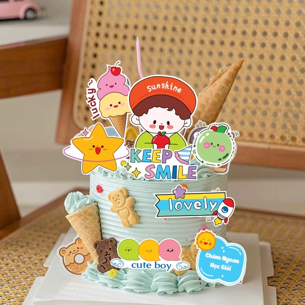 Combo 2 set giấy - bé TRAI áo xanh lá mũ đỏ cầm quả táo + gấu lucky.