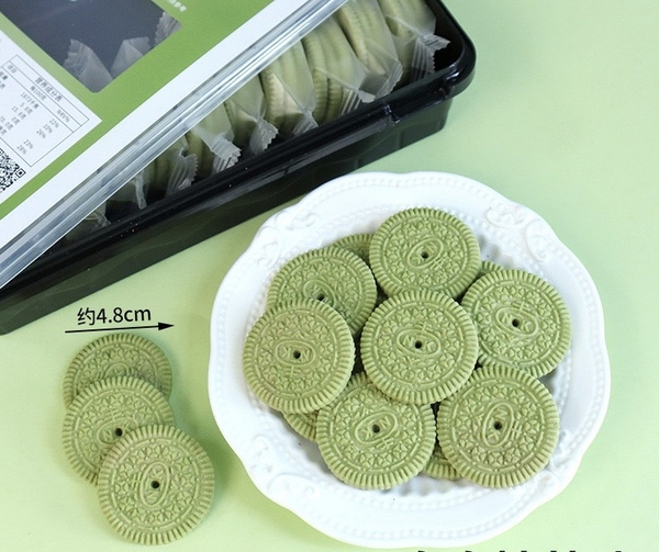 Bánh quy tròn oreo XANH (đóng hộp)-300gam