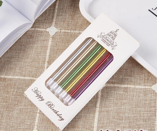 Vỉ 6 cây nến dài mạ nhiều màu.