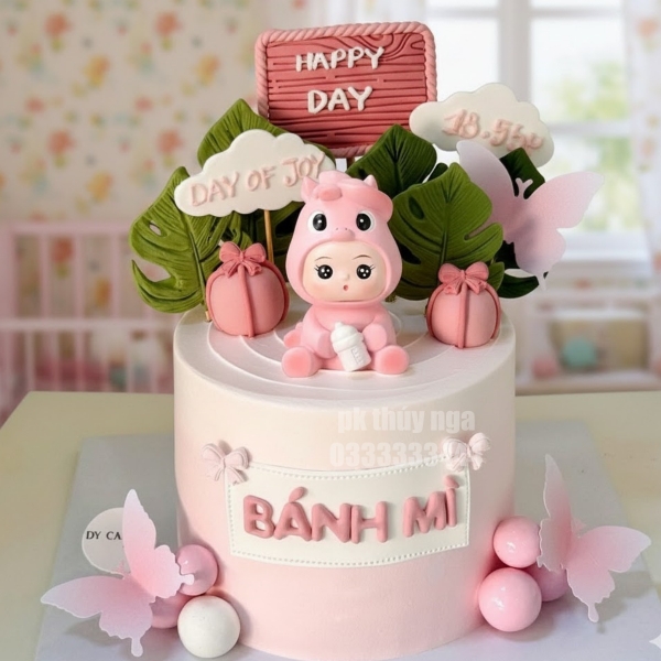Tượng sứ -bé Ngựa hồng ôm bình sữa (mẫu mở mắt).