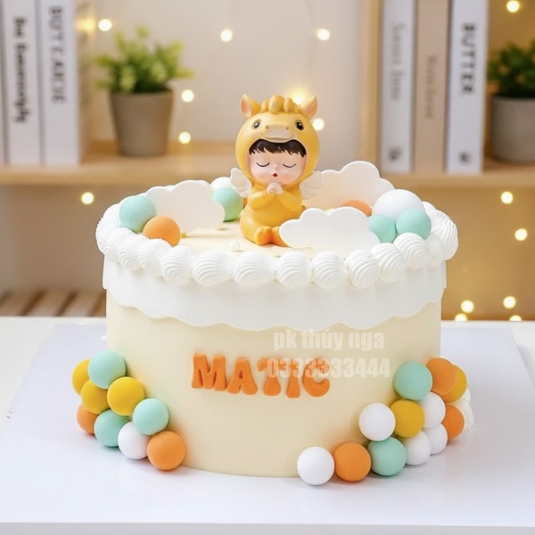 Tượng sứ -bé NGỰA vàng (Tay chống cằm).