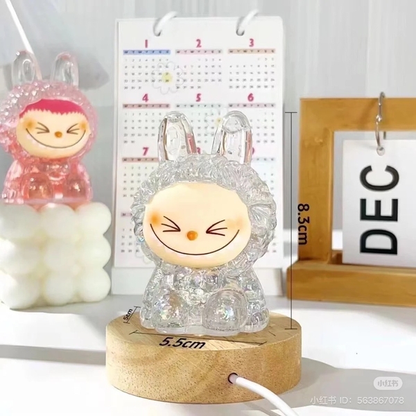 Tượng LABUBU Lấp lánh - MÀU TRẮNG.
