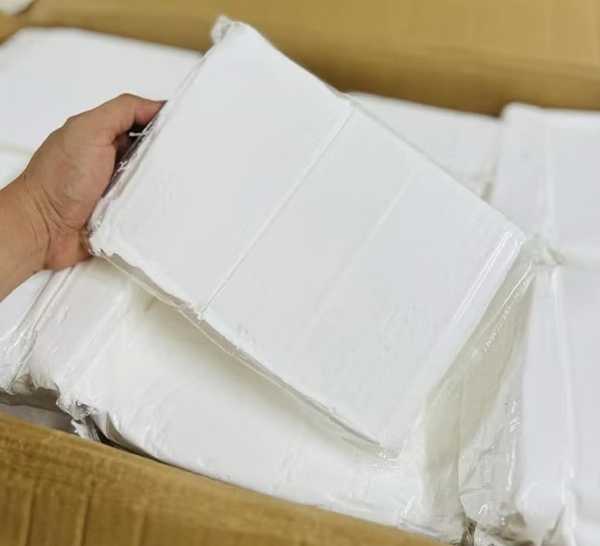 Túi 500gam - đất nặn loại 1 (đanh, mịn, nhẹ)- MÀU TRẮNG.