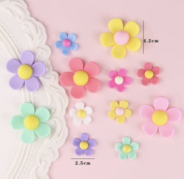 Set 12 hoa nhựa 3D (loại đẹp).