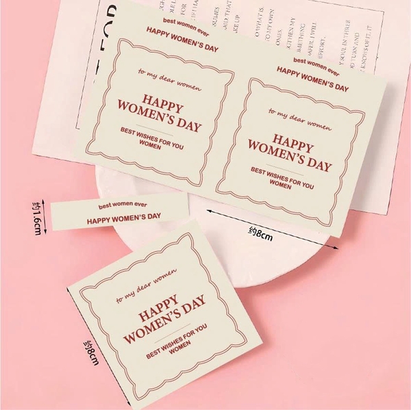 Set 50 bảng giấy vuông HAPPY WOMEN'S DAY kt 8cmx8cm-MÀU KEM.