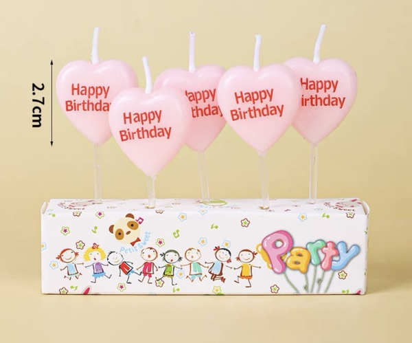 Vỉ 5 cây nến trái tim hồng chữ HPBD đỏ.