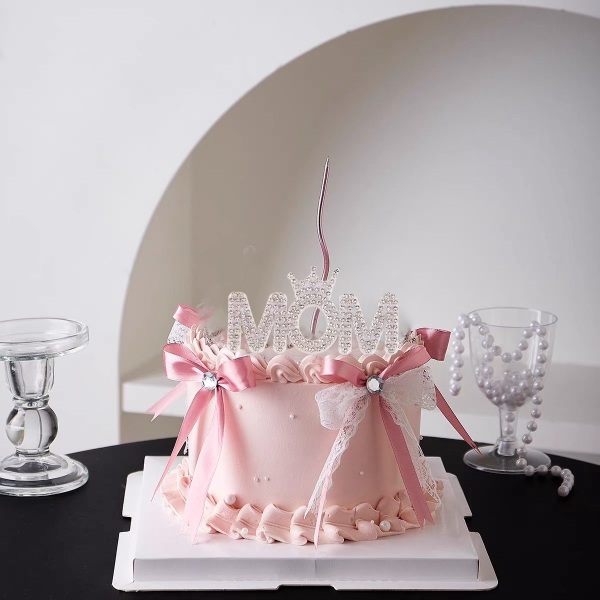 Set 10 Chữ MOM gắn vương miện9132.