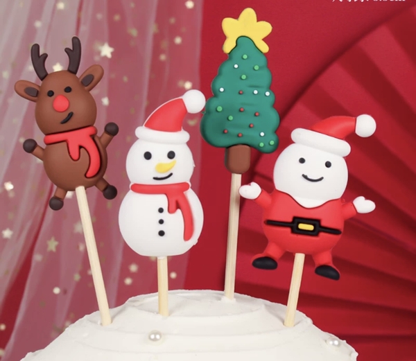 Set 4 chi tiết noel (tuần lộc -người tuyết-ông già noel-cây thông) nhựa dẻo.