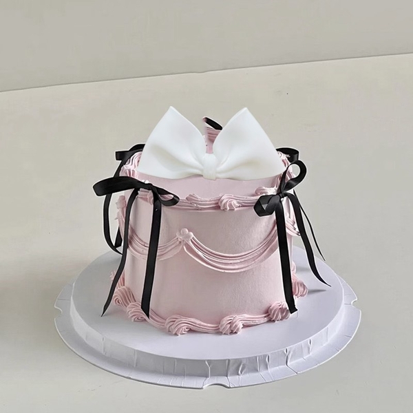 Nơ đất nặn Chiều dài 12,5cm cao 7cm-MÀU TRẮNG.