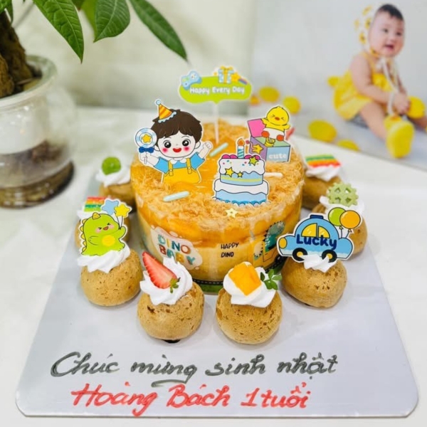 Combo 2 set giấy - bé TRAI đội mũ cầm kẹo mút + ô tô + bánh sinh nhật.