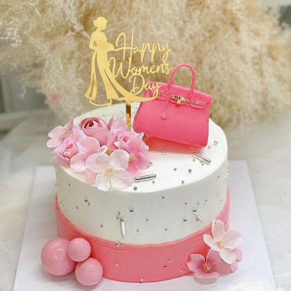 Set 10 mica Women's day và cô gái mặc áo dài -VÀNG.