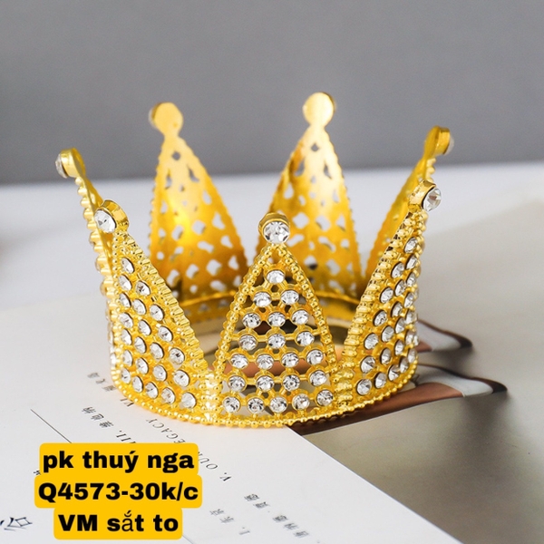 VM-Vương miện nhọn vàng to (đường kính 7,6 cm) (sắt)