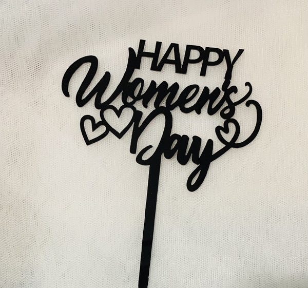 Set 10 mica women day chữ nghiêng gắn hai trái tim-ĐEN.