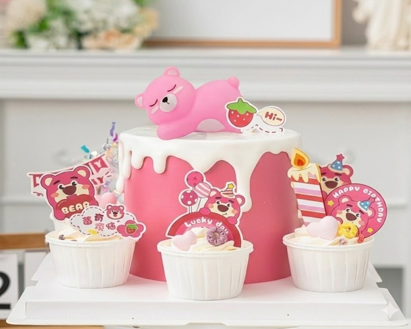 Tượng gấu hồng dáng nằm (có đèn).