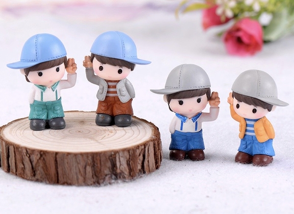 TUONG-Set 2 bé trai đội mũ