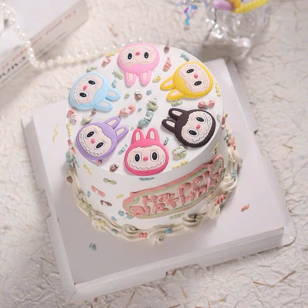 Set 10 tượng labubu nhựa dẻo mỏng mix màu kt 4.2cmx5cm9331.
