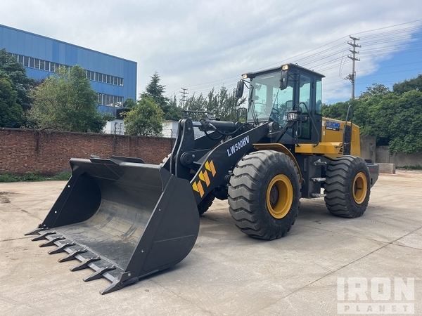 may-xuc-lat-xcmg-cu-gau-3-5-m3-lw500hv-do-tai-3-5m