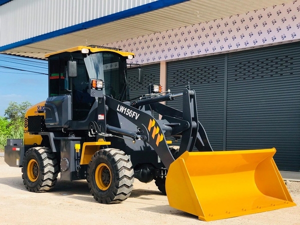 may-xuc-lat-xcmg-lw156fv-gau-0-9-m3