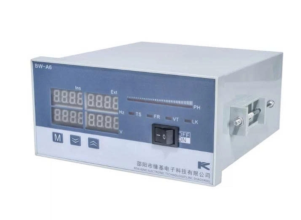 thiet-bi-ket-noi-luoi-dien-song-song-ban-dong-bo-tu-dong-yuanji-bw-a6