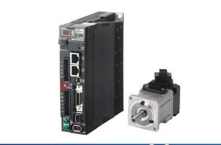 bo-dieu-khien-servo-r88d-1sn20f-ect