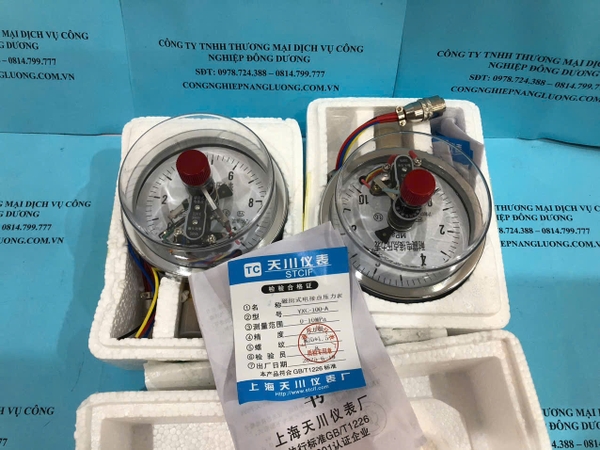dong-ho-do-ap-suat-chan-khong-yxc-100-a
