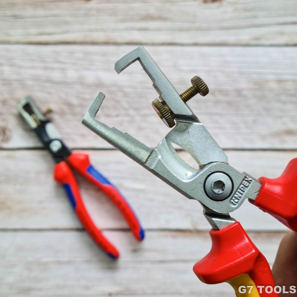 Kìm Lắp Điện KNIPEX StriX 13 66 180 Cắt Cáp đến 50mm², Tách Dây