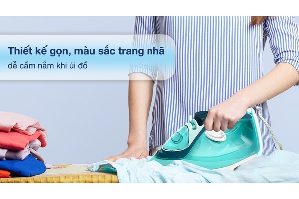 Bàn là hơi nước Philips Series 3000 2400W DST3030/70