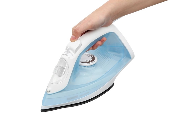 Bàn là hơi nước Philips 2000W DST2010/20