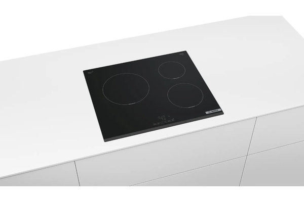 Bếp từ 3 vùng nấu Bosch PUC631BB5E seri 4