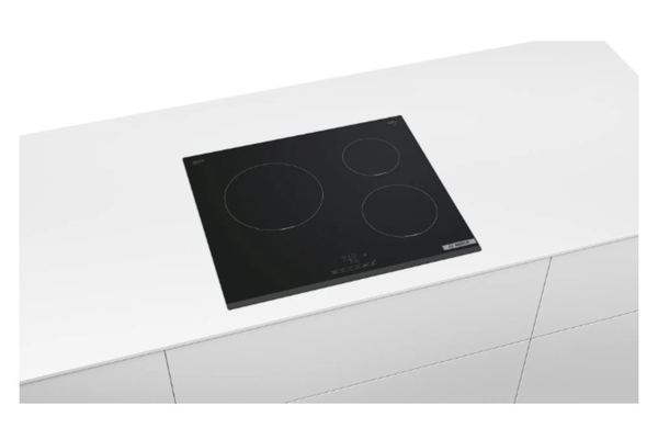 Bếp từ 3 vùng nấu Bosch PUC631BB5E seri 4