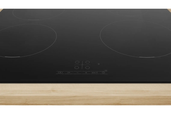Bếp từ 4 vùng nấu Bosch PUE611BB5E seri 4