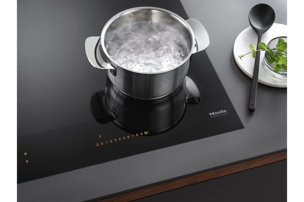 Bếp từ Miele KM 7464 FR Flexzone 60cm viền kim loại