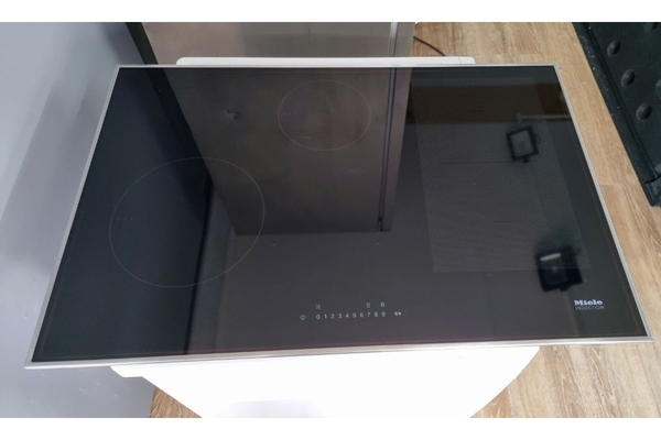 Bếp từ Miele KM 7474 FR Flexzone 80cm viền kim loại