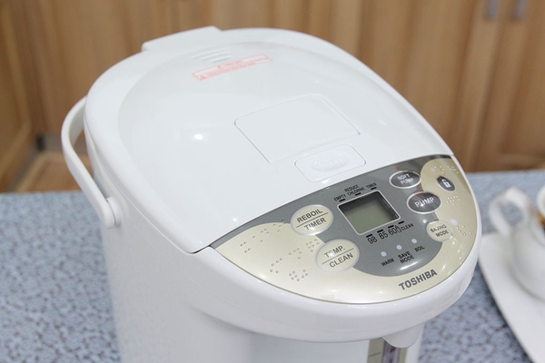 Bình thủy điện Toshiba 4.5 lít PLK-45SF(WT)VN Xuất xứ Thái Lan