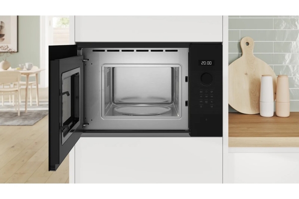 Lò vi sóng âm tủ Bosch BFL524MB2 Serie 4 Màu Đen