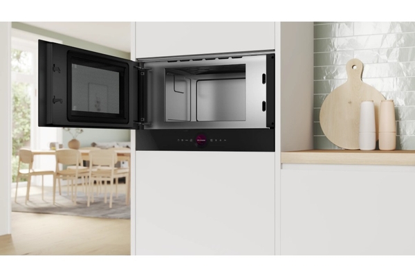 Lò vi sóng âm tủ Bosch BFL7221B1 Serie 8