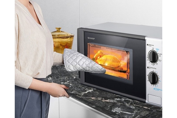 Lò vi sóng có nướng Sharp R-G225VN-BK 20 lít