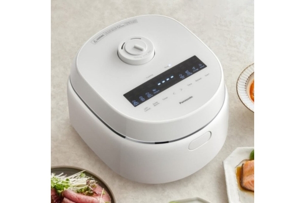 Nồi cơm điện tử Panasonic SR-DK104WRA 1 lít