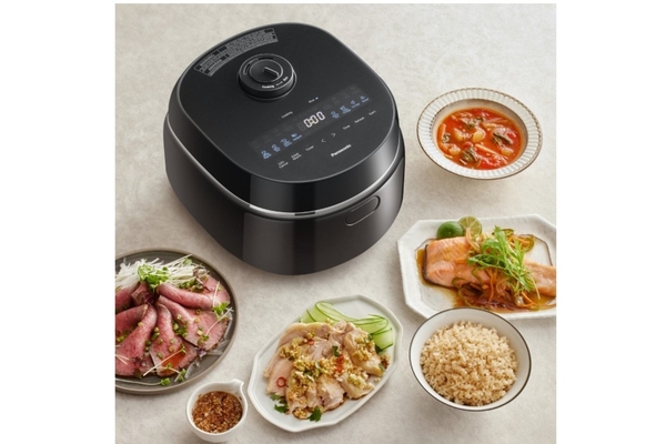 Nồi cơm điện tử Panasonic SR-DM104KRA 1 lít