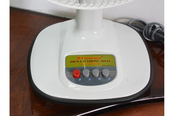 Quạt bàn Vinawind 300mm QB300