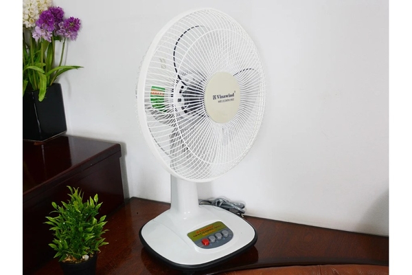 Quạt bàn Vinawind 300mm QB300