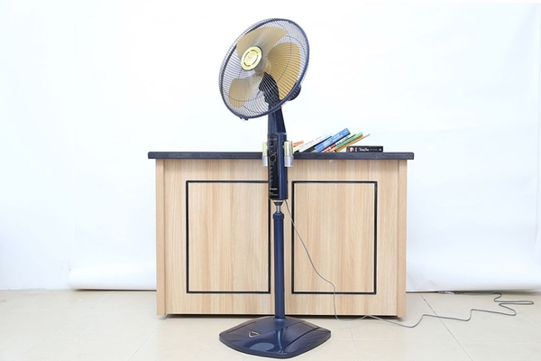 Quạt đứng Panasonic cánh nhôm 40cm F-407WGO Nhập khẩu Malaysia