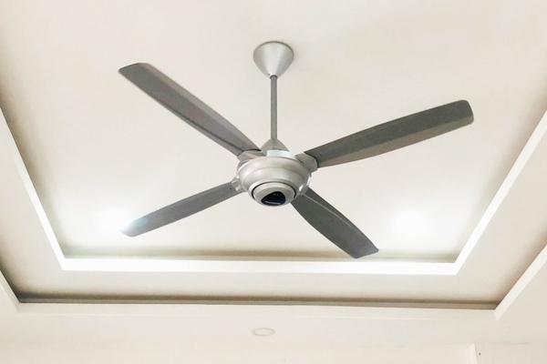 Quạt trần Panasonic 4 cánh điều khiển từ xa 140cm F-56MZG Nhập khẩu Malaysia