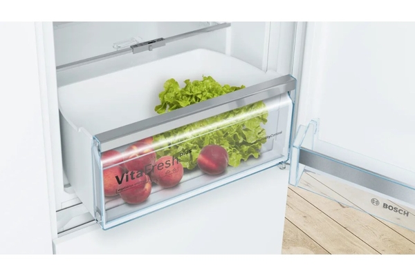 Tủ lạnh âm tủ Bosch Serie 6 NoFrost 256 lít KIN86AF30O Xuất xứ Đức