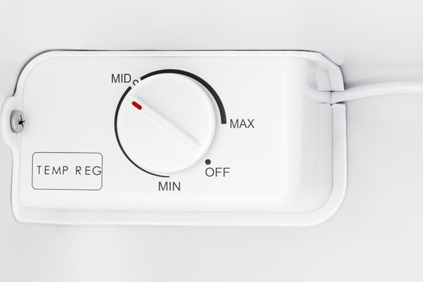 Tủ lạnh mini Hisense 45 lít HR05DB