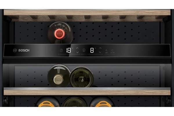Tủ rượu Bosch Serie 6 199 chai KWK36ABGA