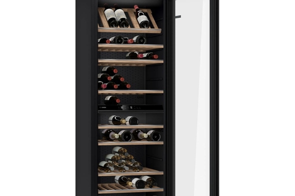 Tủ rượu Bosch Serie 6 199 chai KWK36ABGA