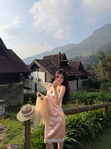 VÁY LENNY HỒNG - ảnh 4